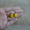 Boucles d'oreilles ovale jaune – Image 2