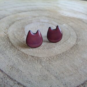 Boucles d'oreilles clous tête de chat mauve