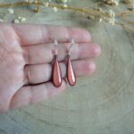 Boucles d'oreilles moyennes gouttes – Image 2