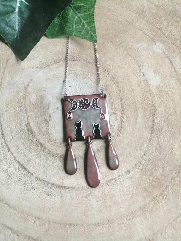 Collier "La contemplation des chats noirs"