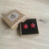 Boucles d'oreilles Clou étoile rouge – Image 3