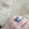 Bague "Le Chat noir" ronde bleu turquoise – Image 2
