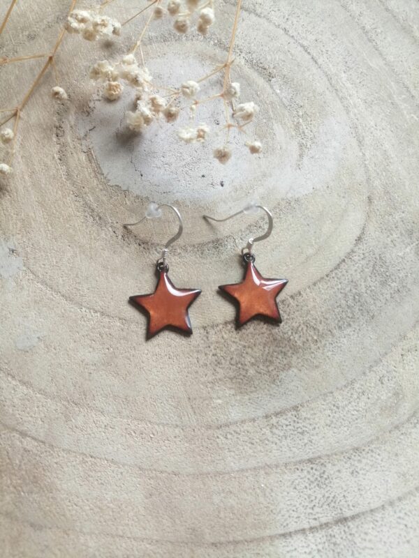 Boucles d'oreilles étoile orange clair (-40%)