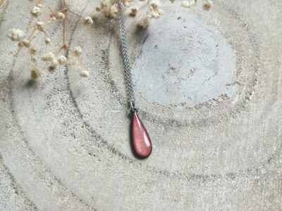 Pendentif petite goutte rose clair
