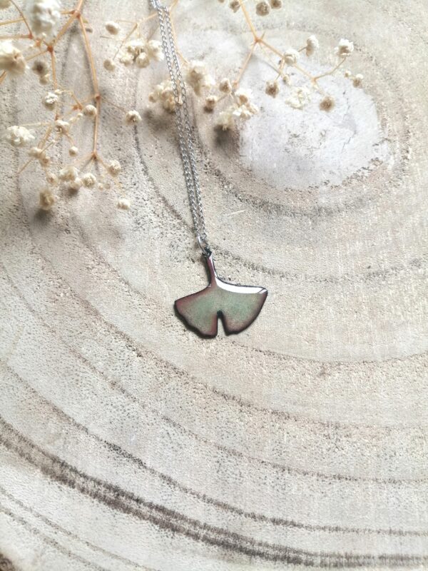 Pendentif Ginkgo vert clair
