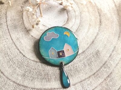 Broche ronde "Couleurs urbaines"